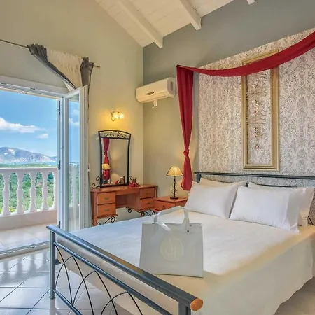 Sleeps 6 Air Con Wifi