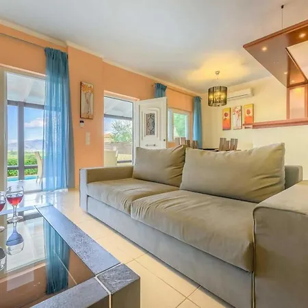 Sleeps 6 Air Con Wifi Lithakia (Zakynthos)